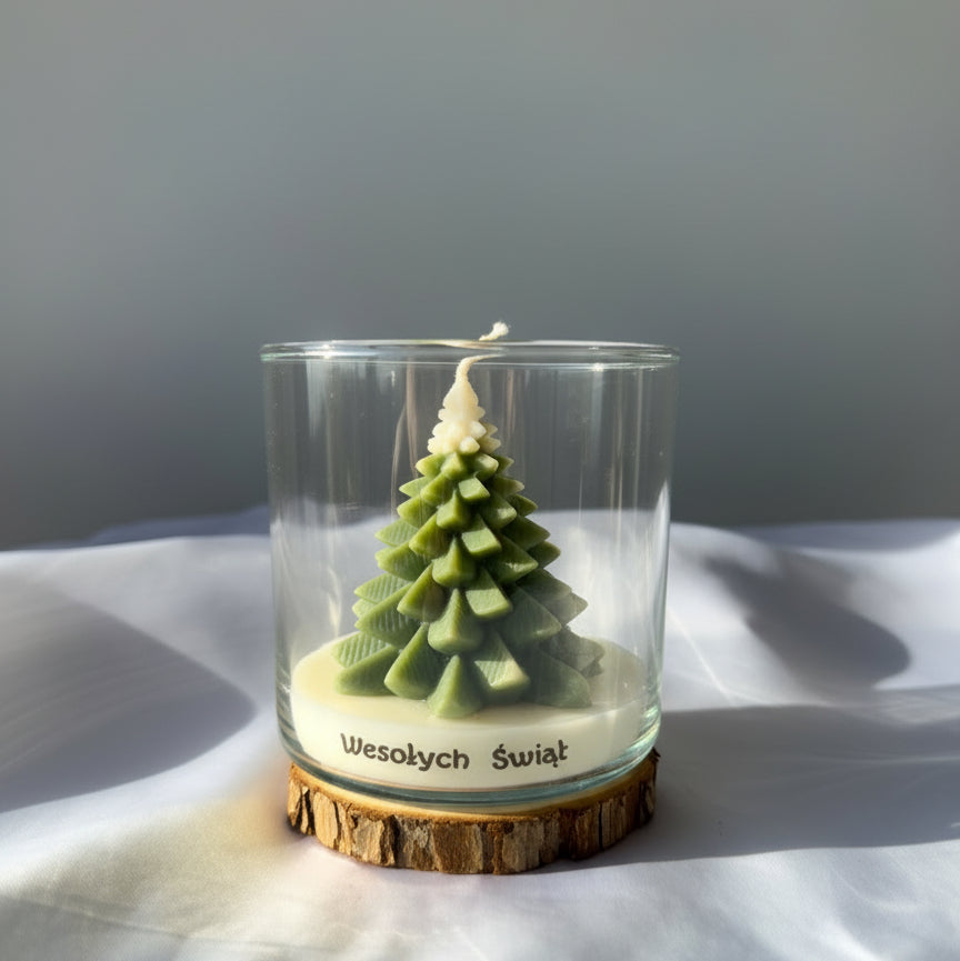 Świeca „Choinka w Szkle” – świąteczna dekoracja w minimalistycznym stylu