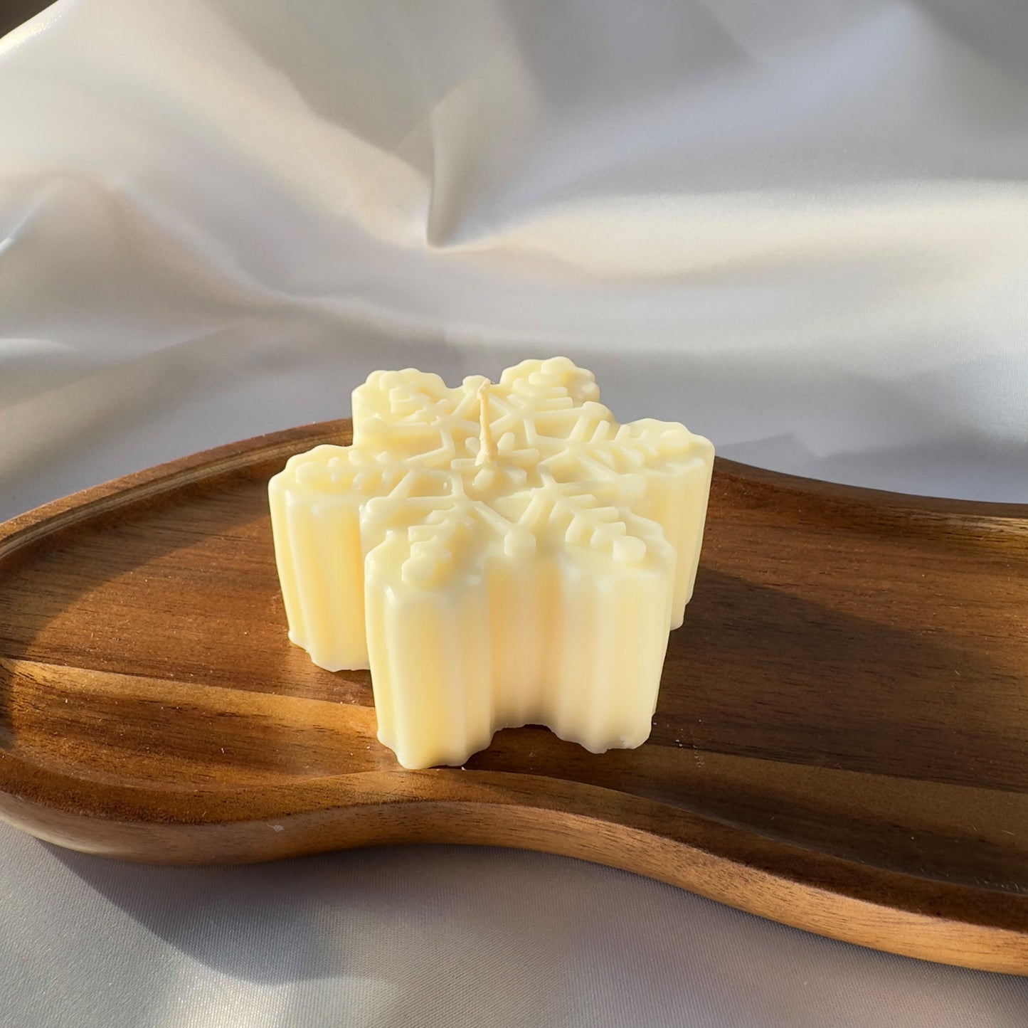 Śnieżynka z Wosku Kokosowego