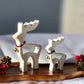 Dwie Figurki Reniferów z Wycięciem z Gipsu Polimerowego
